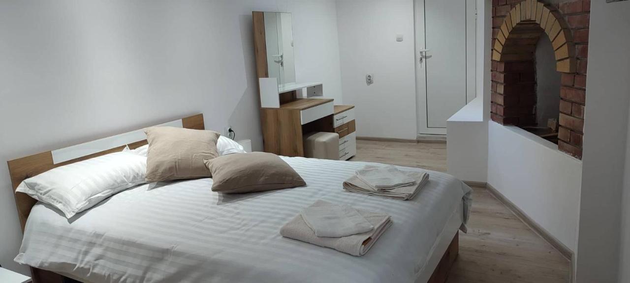 Arts Guest House -Beautiful Villa For 6 Persons Veliko Tárnovo Exterior foto