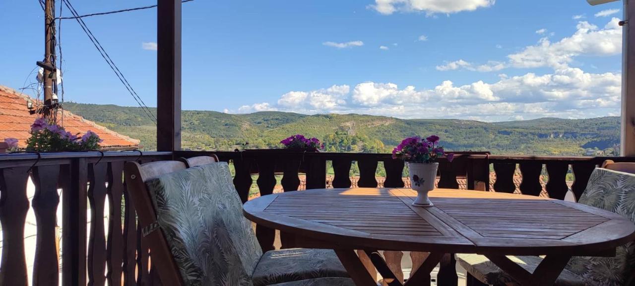 Arts Guest House -Beautiful Villa For 6 Persons Veliko Tárnovo Exterior foto